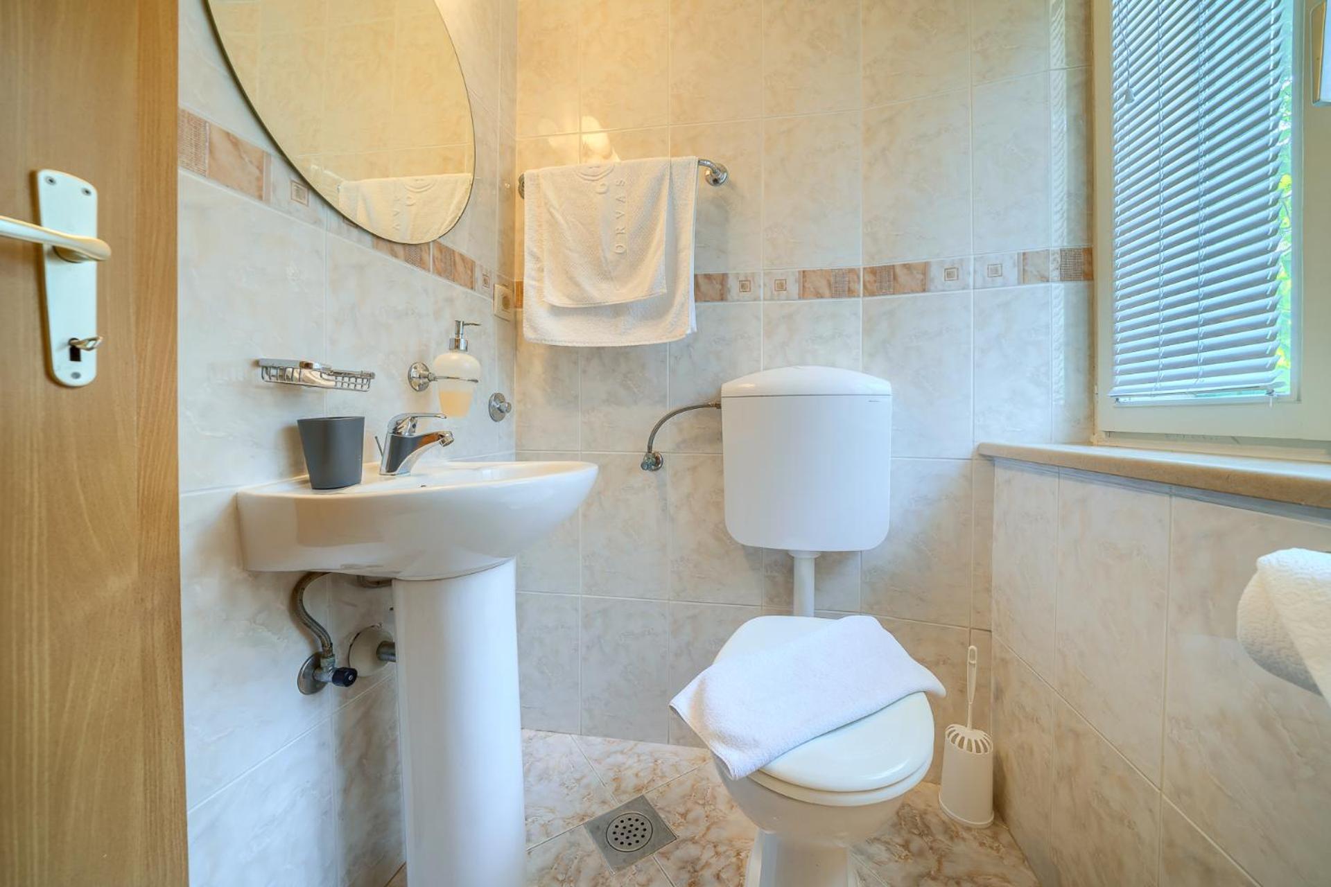 Villa Bonaca Perfect Location For A Holiday With Friends Or Family, Heated Pool Sumartin Ngoại thất bức ảnh