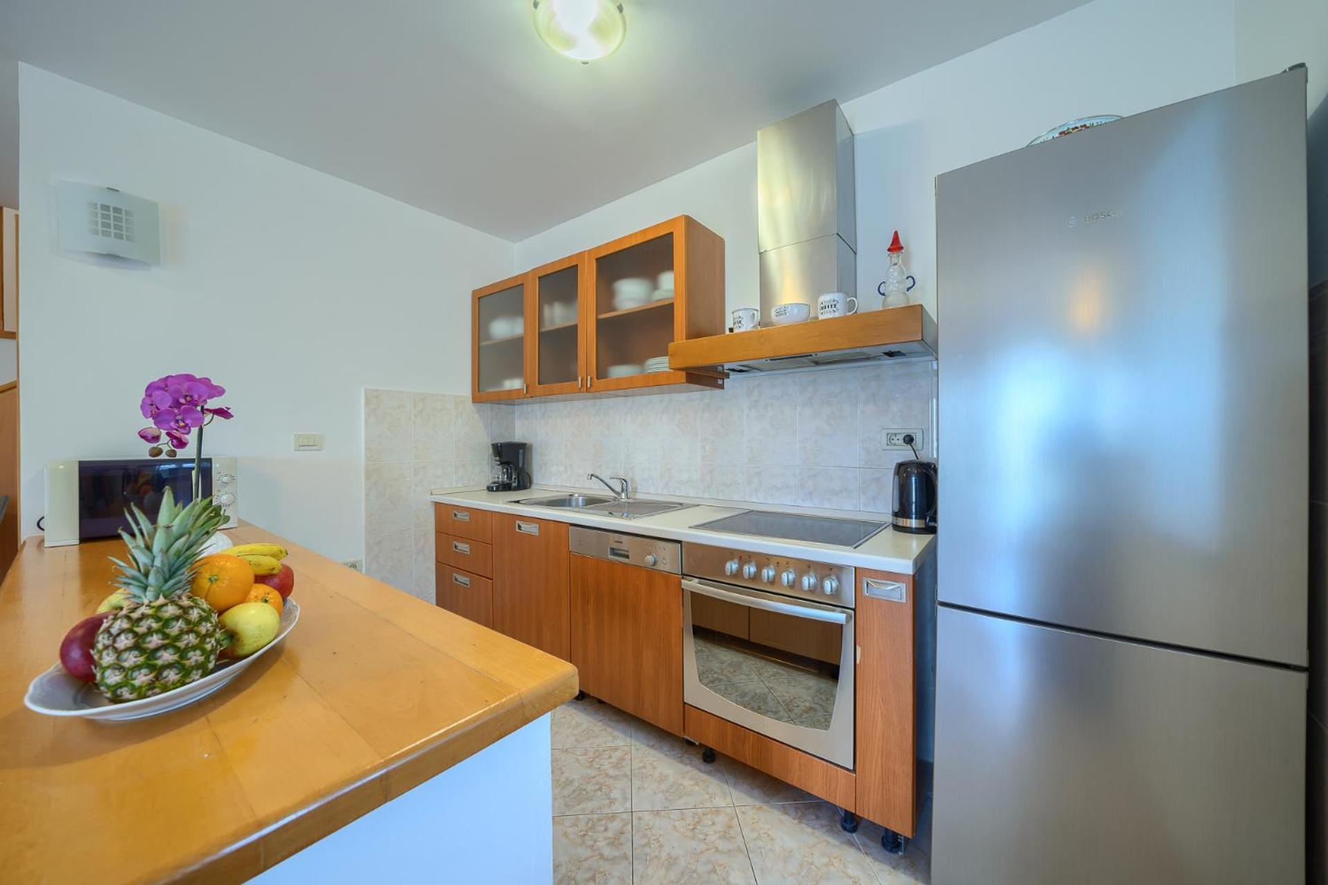 Villa Bonaca Perfect Location For A Holiday With Friends Or Family, Heated Pool Sumartin Ngoại thất bức ảnh
