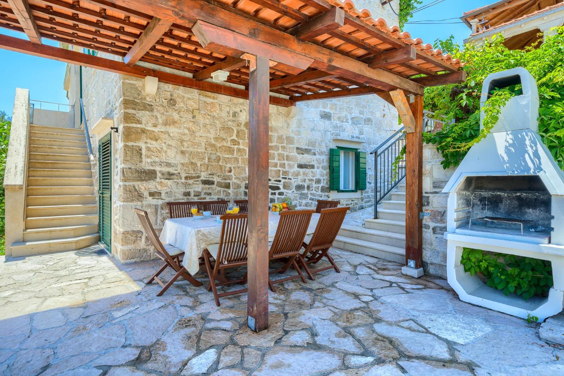 Villa Bonaca Perfect Location For A Holiday With Friends Or Family, Heated Pool Sumartin Ngoại thất bức ảnh
